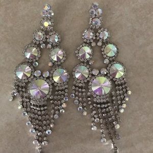 Earrings pageant / prom